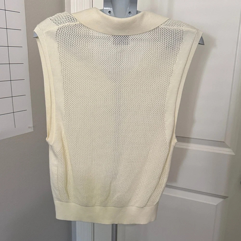 Oncept Kennedy Chic Cream V-Neck Sweater Vest - Picture 3 of 12
